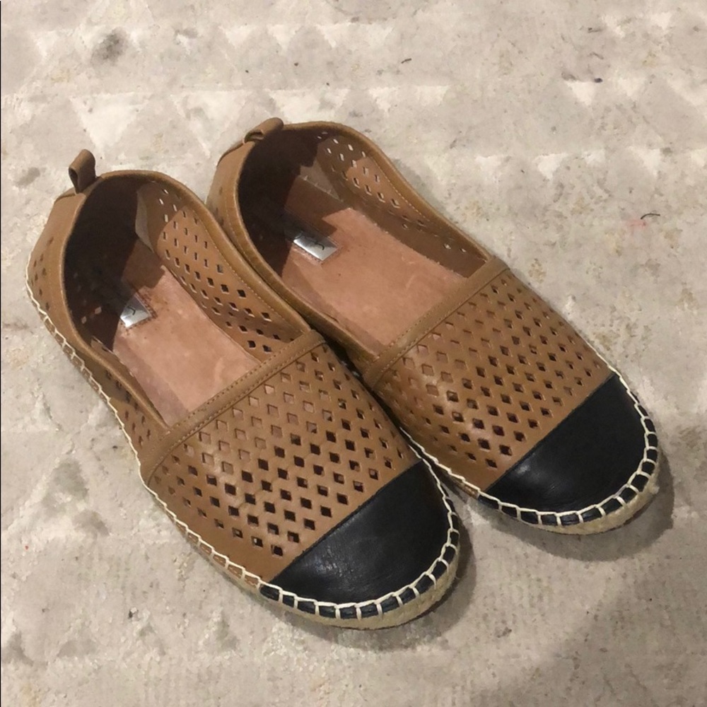 Halogen Flats